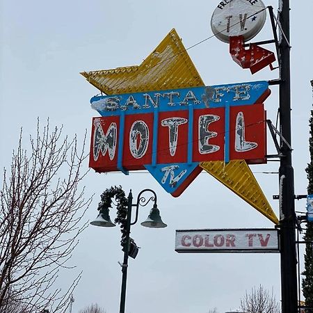Santa Fe Motel Техачапи Екстериор снимка