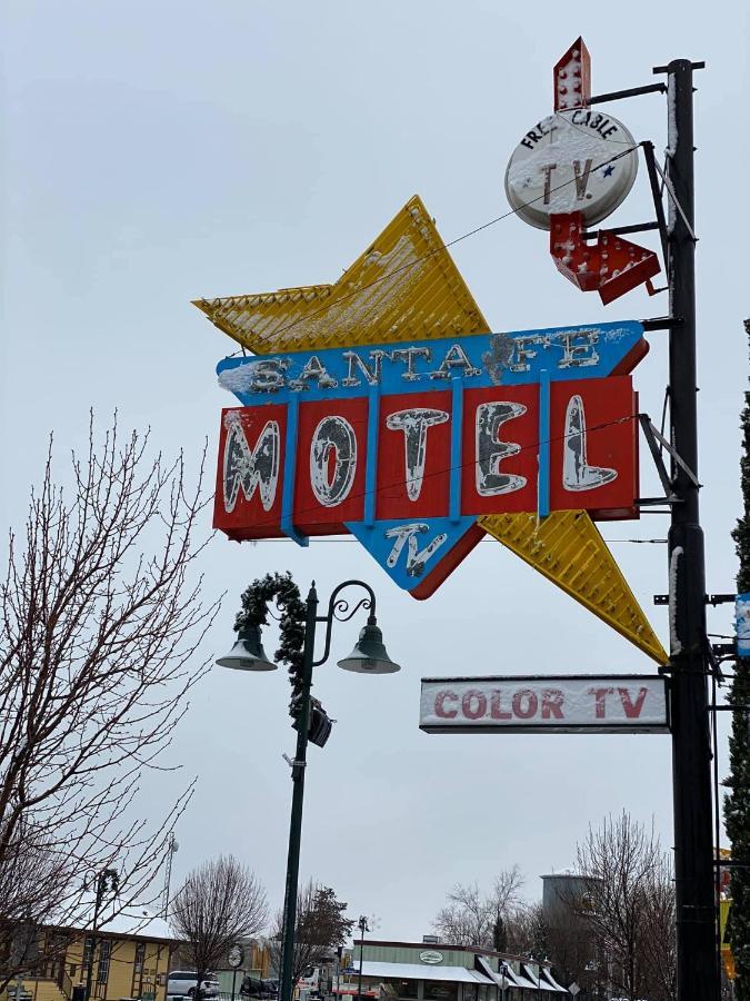 Santa Fe Motel Техачапи Екстериор снимка